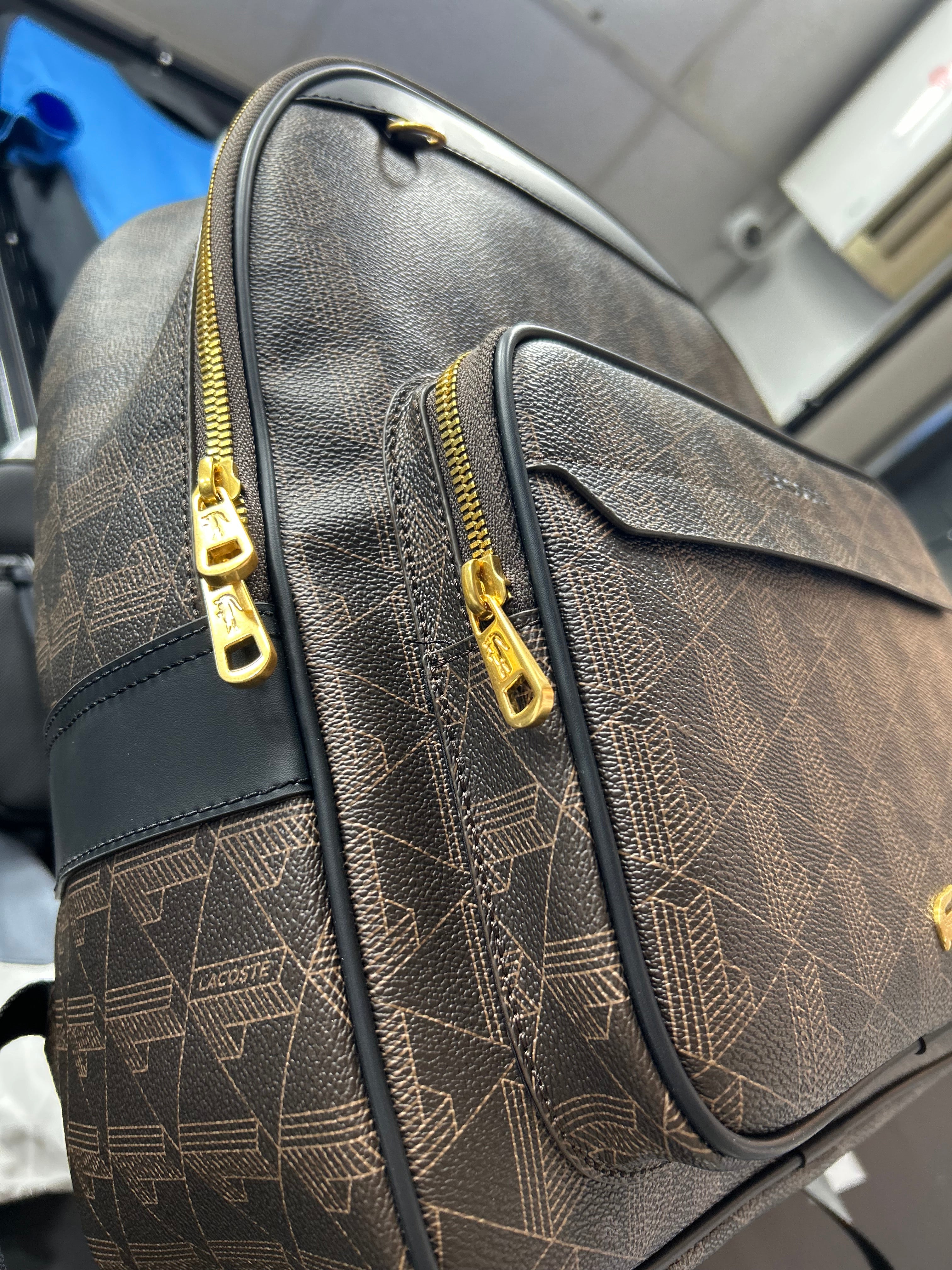 Sac à dos Lacoste monogramme